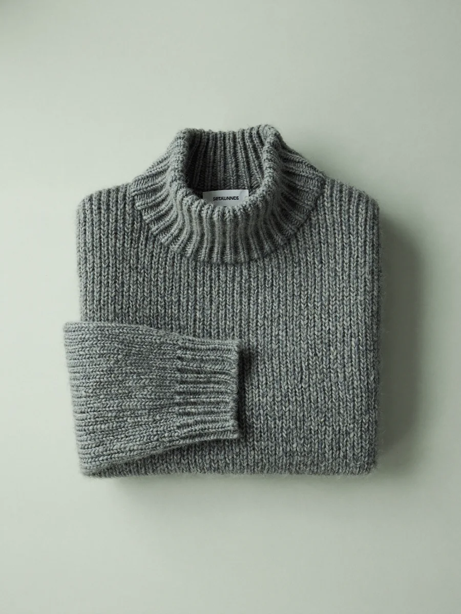 Свитер Wool